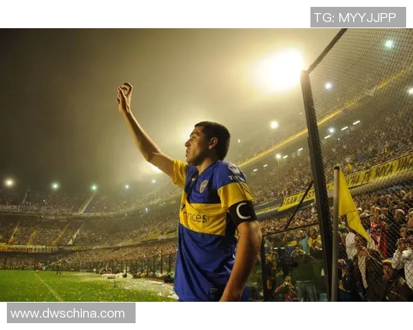 怀旧足球明星经典瞬间男人的风采与魅力回顾