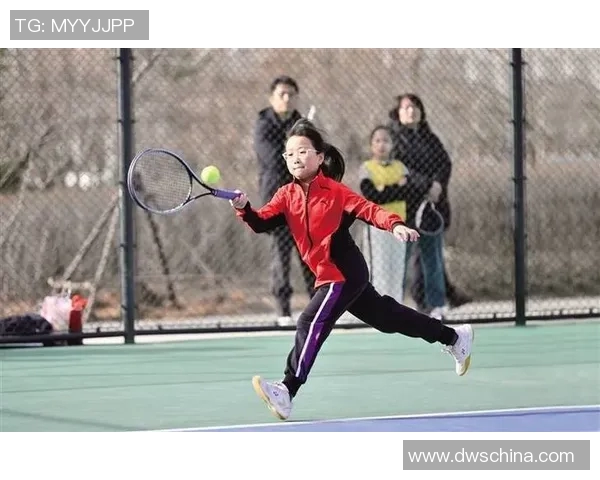 上海网球队灵活应变的训练策略与比赛表现分析 上海网球队灵活应变的训练策略与比赛表现分析